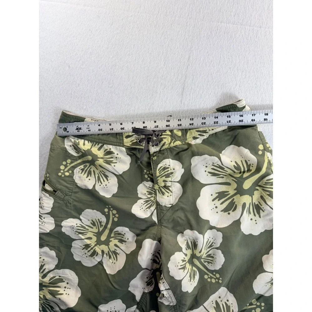Patagonia Mens 36 Board Shorts Olive Green White Hibiscus Floral Swim Trunks